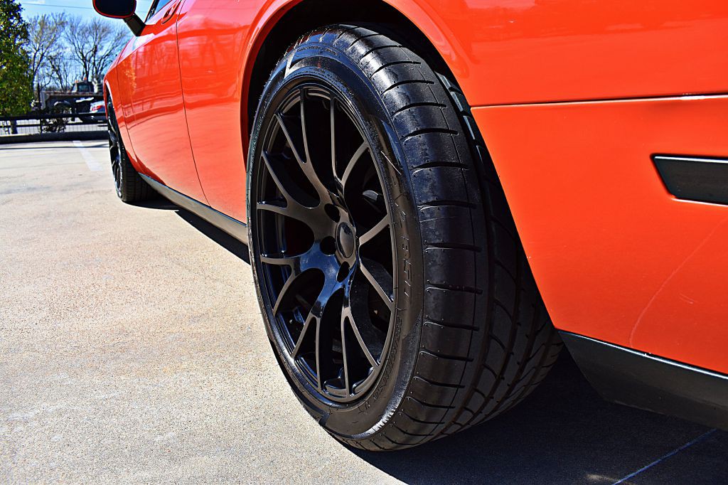 2008 Dodge Challenger Image 47