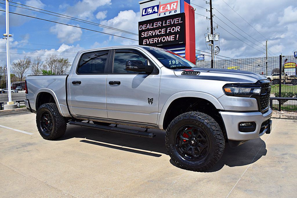 2025 RAM 1500 Image 3