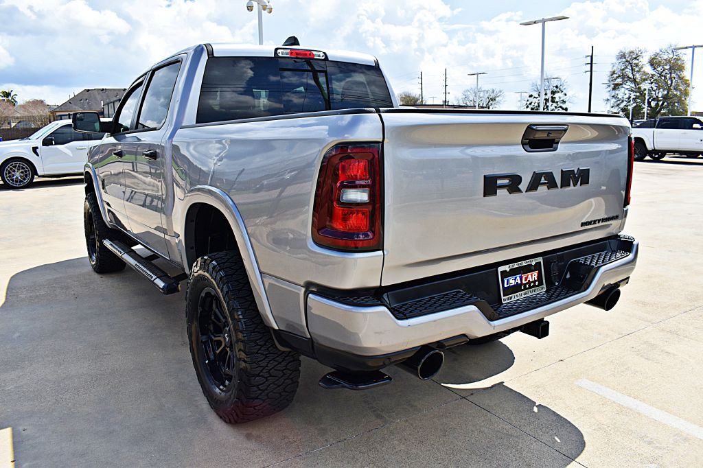 2025 RAM 1500 Image 9