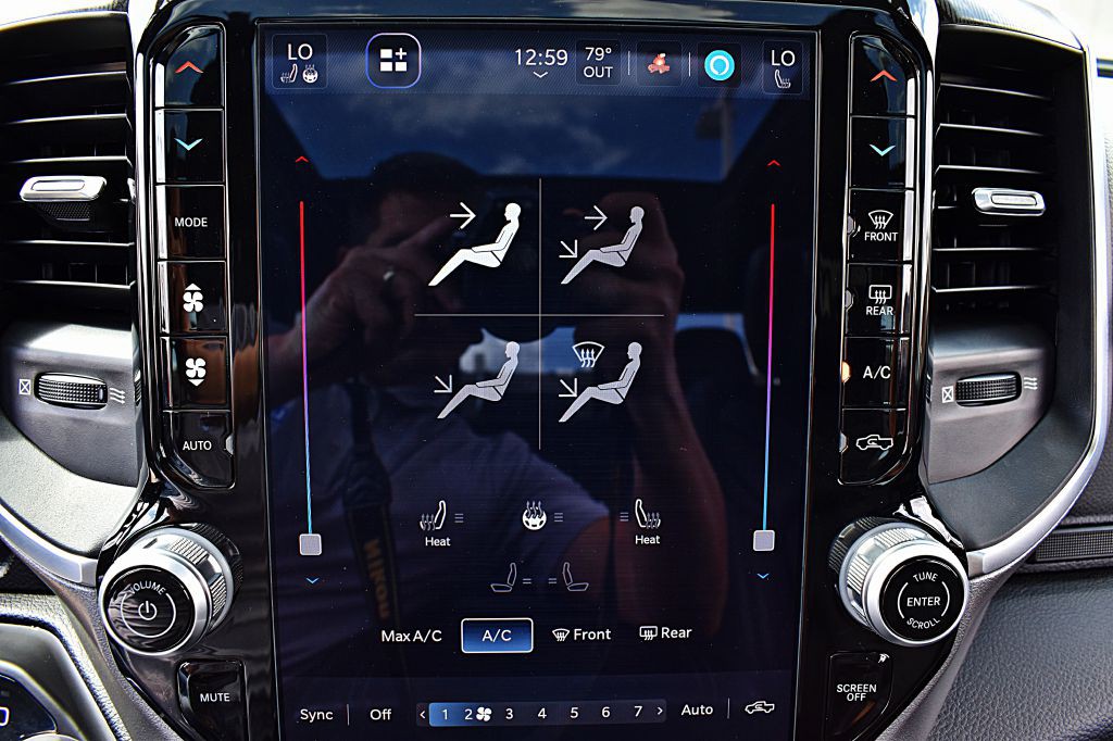 2025 RAM 1500 Image 35