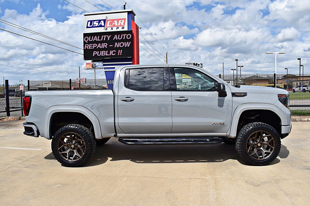 2024 GMC Sierra Image 4