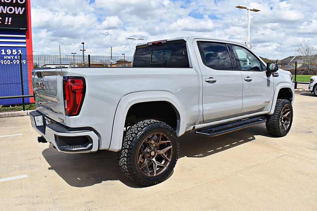 2024 GMC Sierra Image 5