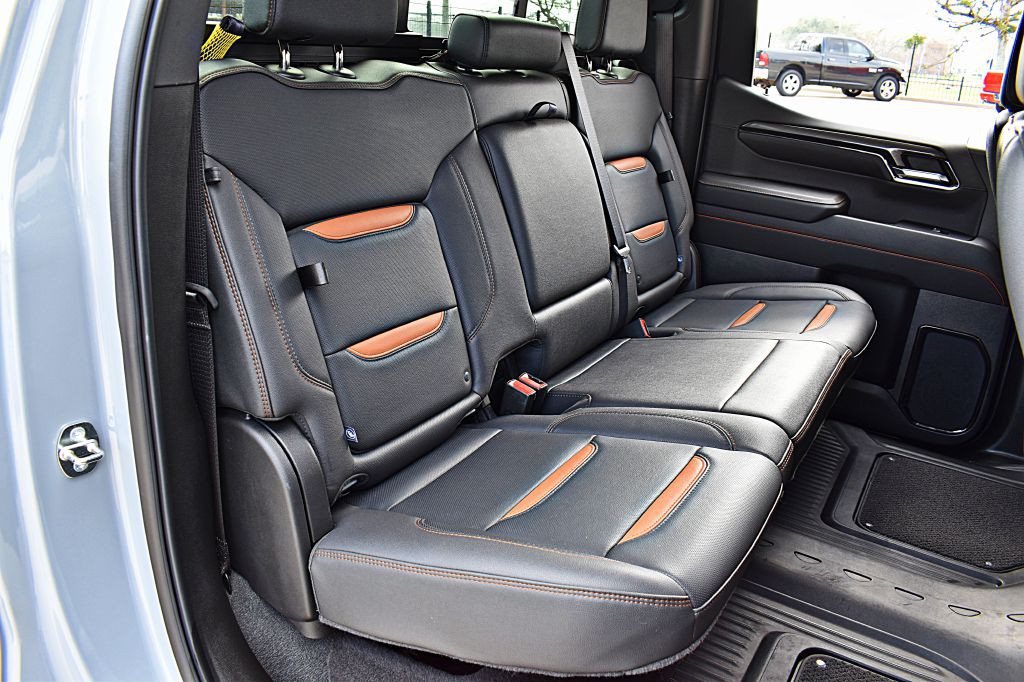 2024 GMC Sierra Image 24