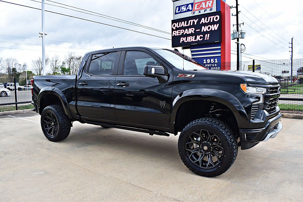 2023 Chevrolet Silverado 1500 Image 3