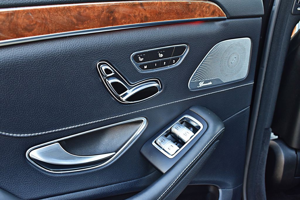 2014 Mercedes-Benz S-Class Image 54