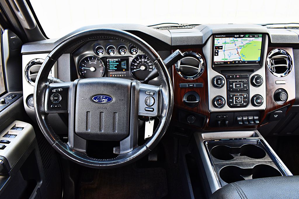 2014 Ford F-350 Image 25