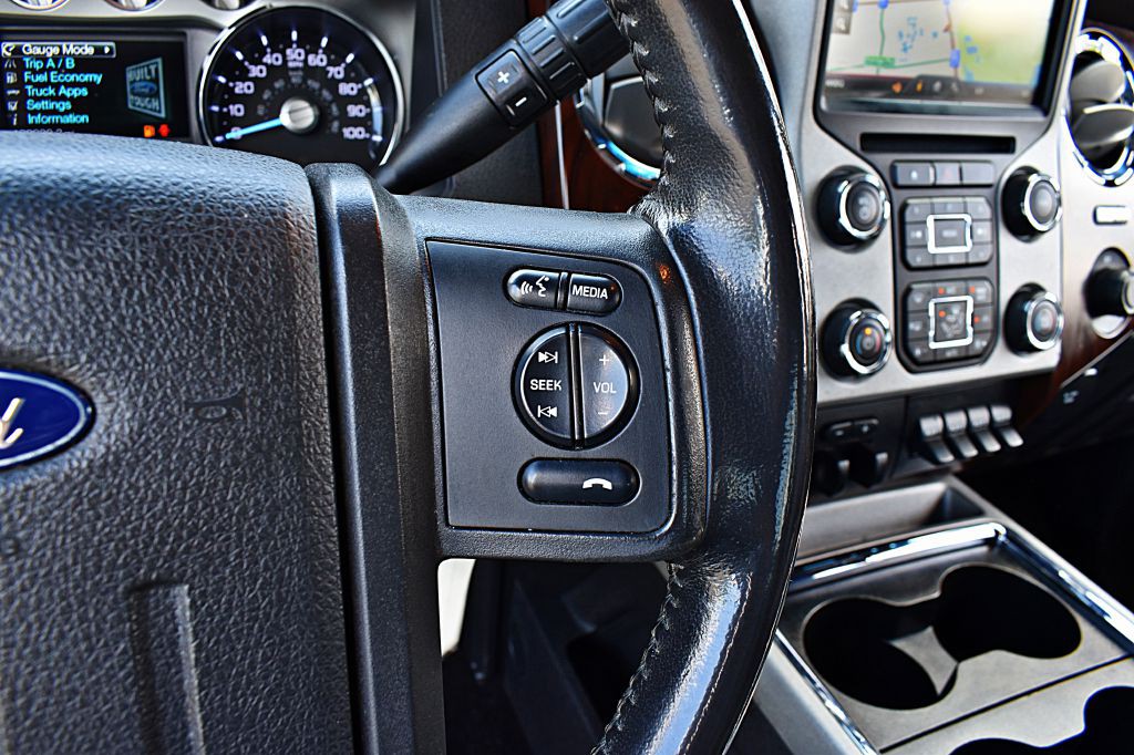 2014 Ford F-350 Image 38