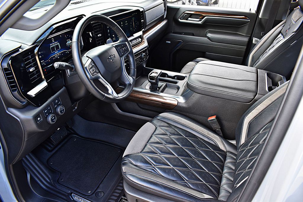 2024 Chevrolet Silverado 1500 Image 17