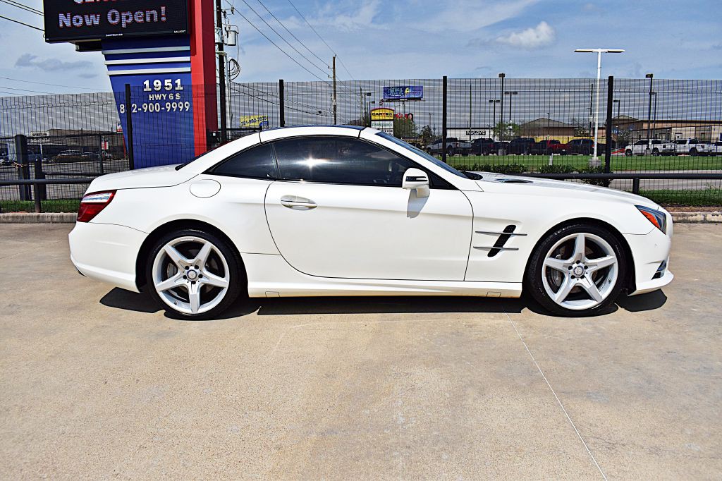 2014 Mercedes-Benz SL-Class Image 4