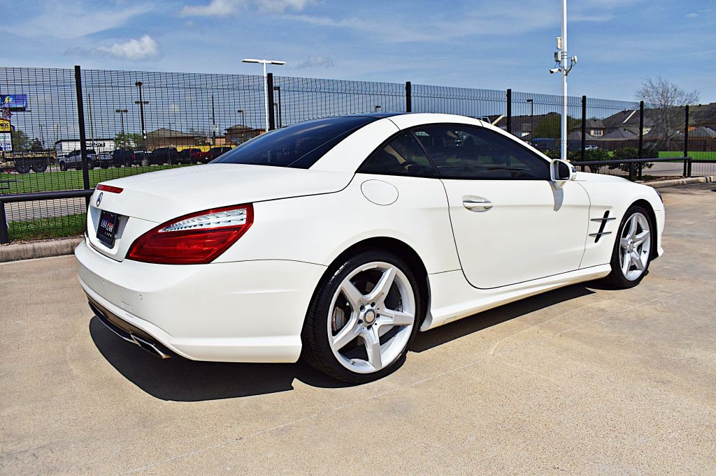 2014 Mercedes-Benz SL-Class Image 5