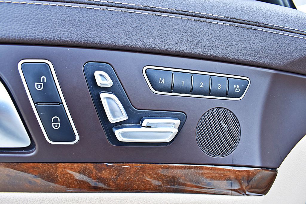 2014 Mercedes-Benz SL-Class Image 35