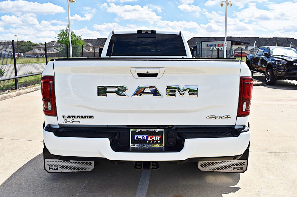 2025 RAM 3500 Image 6