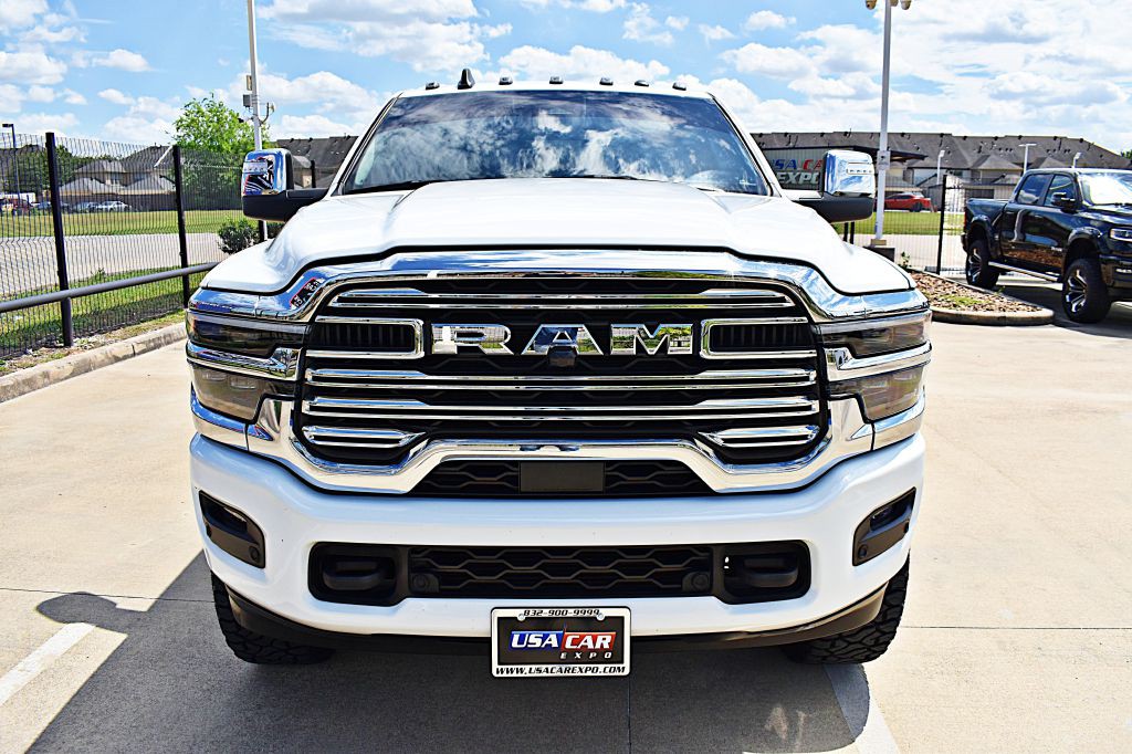 2025 RAM 3500 Image 13
