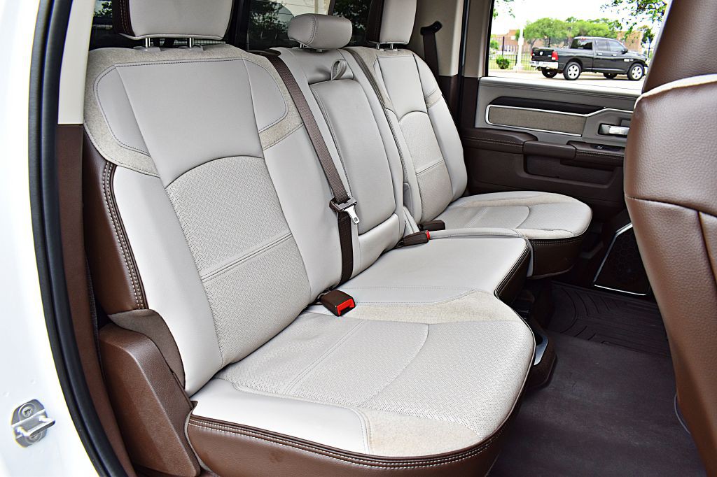2025 RAM 3500 Image 24