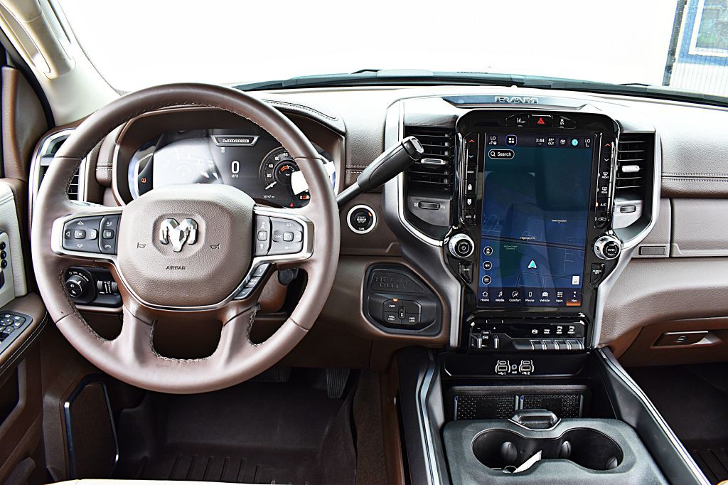 2025 RAM 3500 Image 26