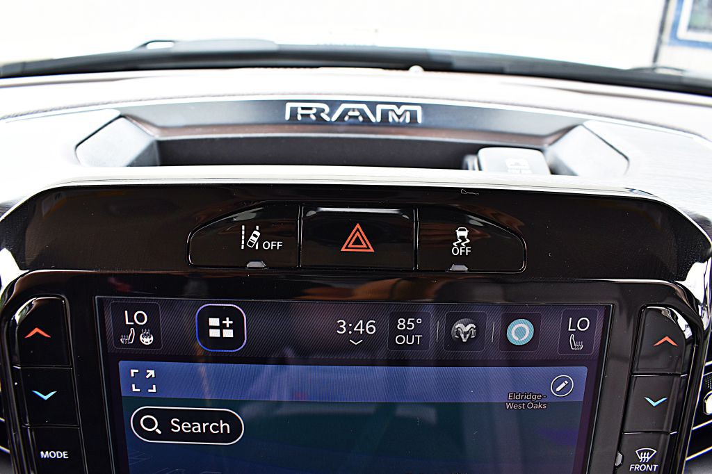 2025 RAM 3500 Image 41