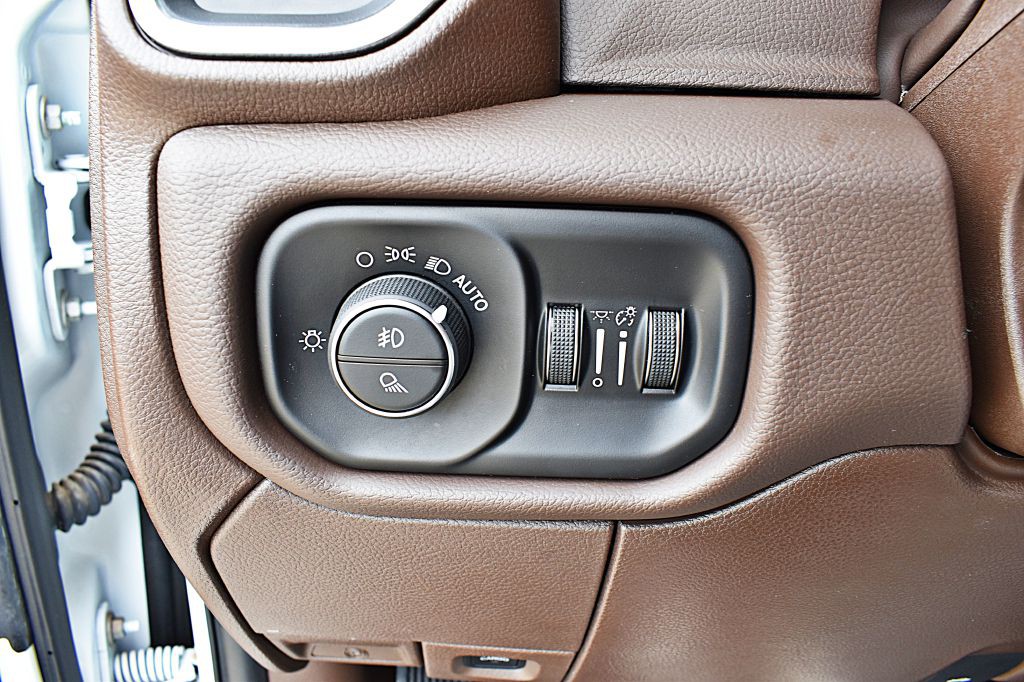 2025 RAM 3500 Image 49