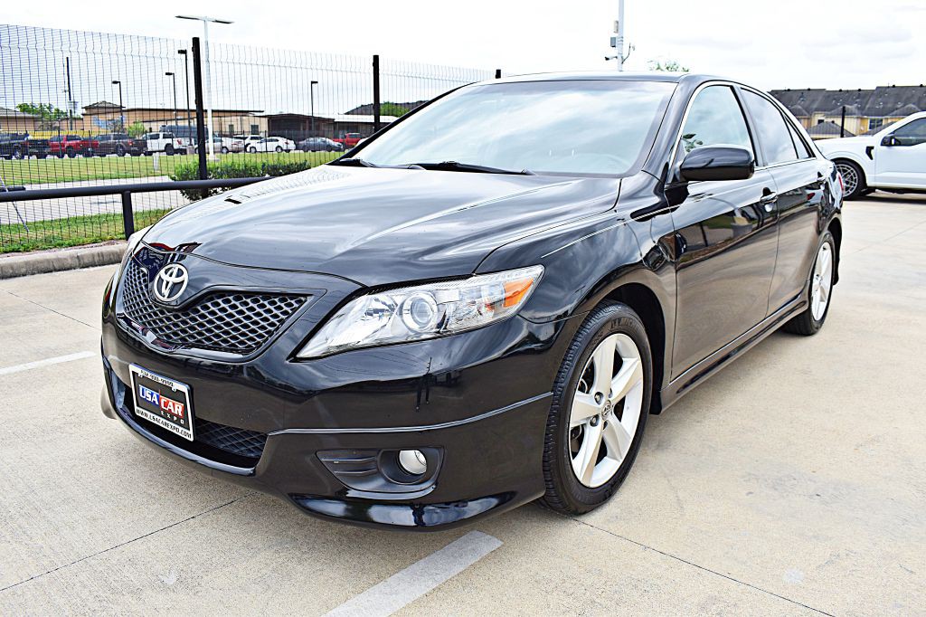 2011 Toyota Camry Image 14