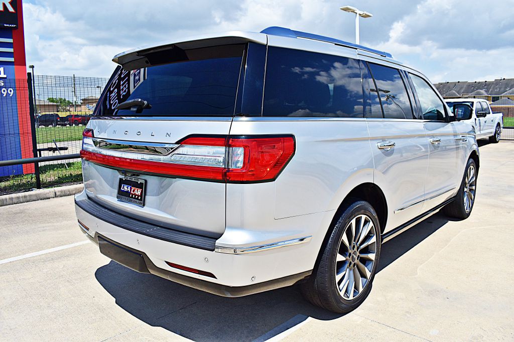 2019 Lincoln Navigator Image 7