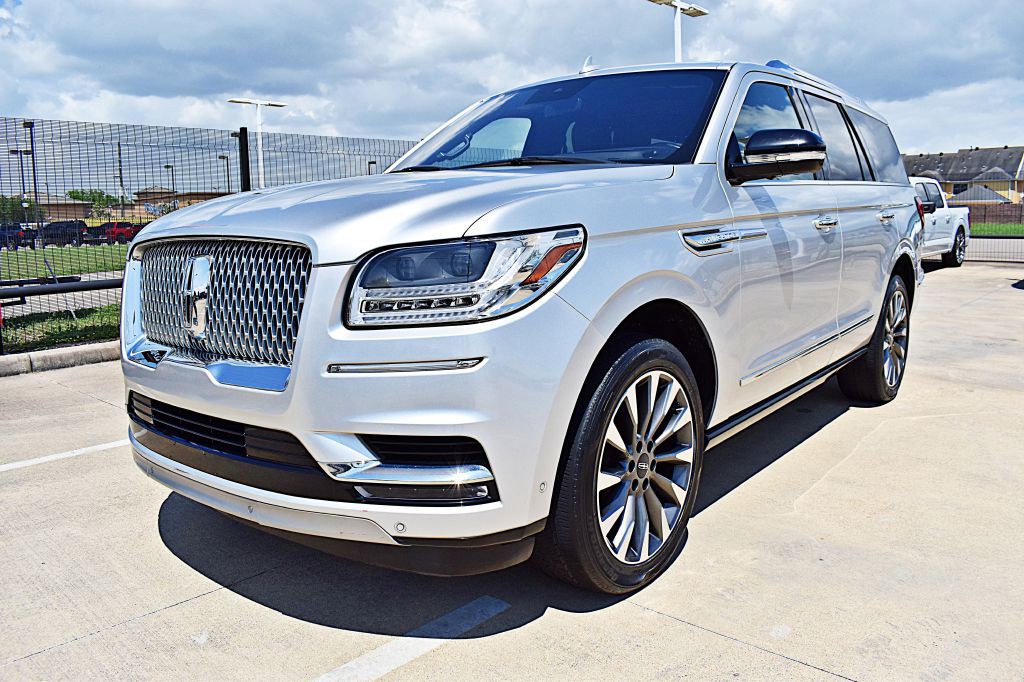 2019 Lincoln Navigator Image 13