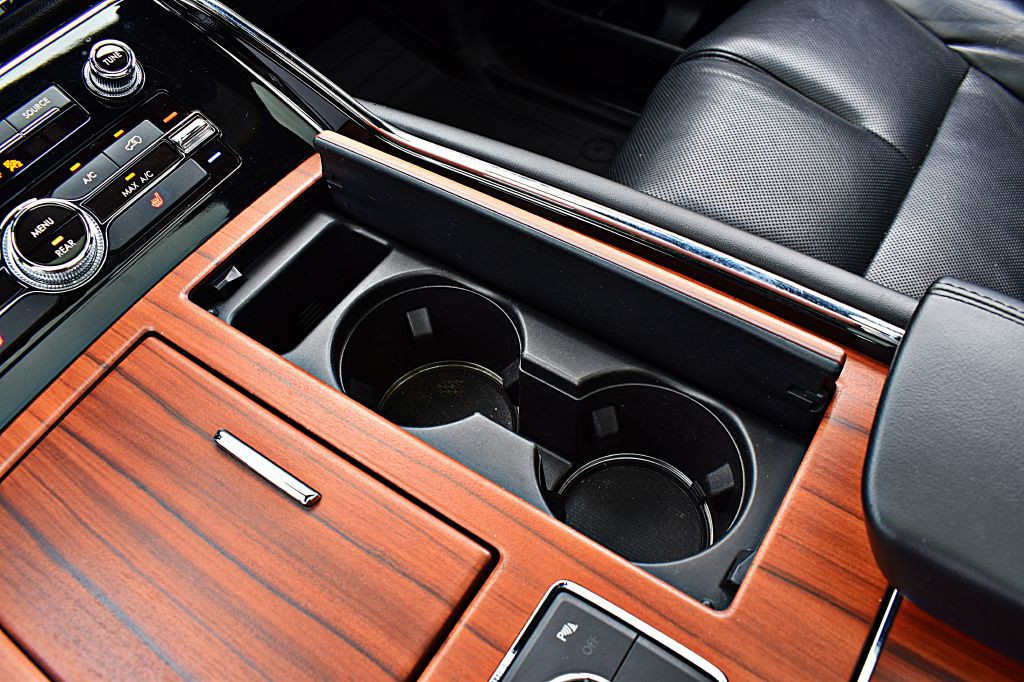 2019 Lincoln Navigator Image 35