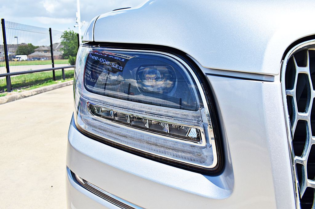 2019 Lincoln Navigator Image 52