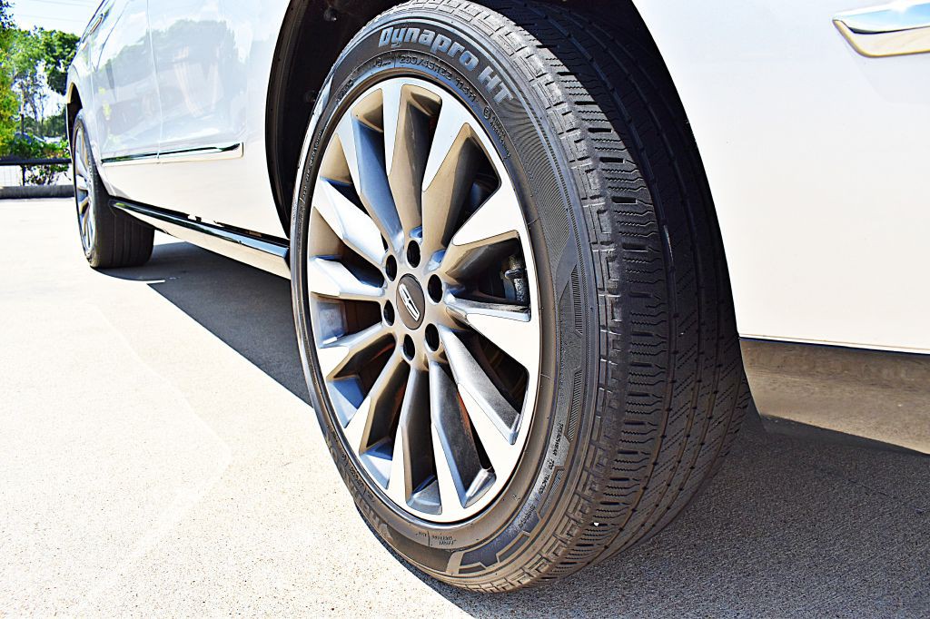 2019 Lincoln Navigator Image 57