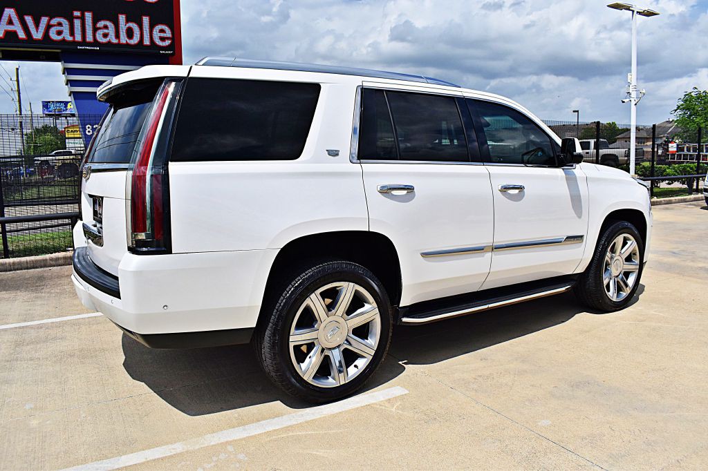 2020 Cadillac Escalade Image 5