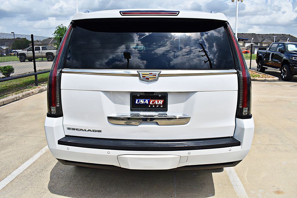 2020 Cadillac Escalade Image 6