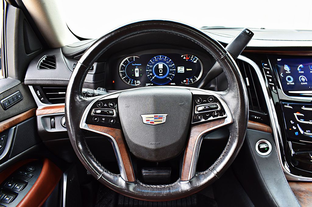 2020 Cadillac Escalade Image 26