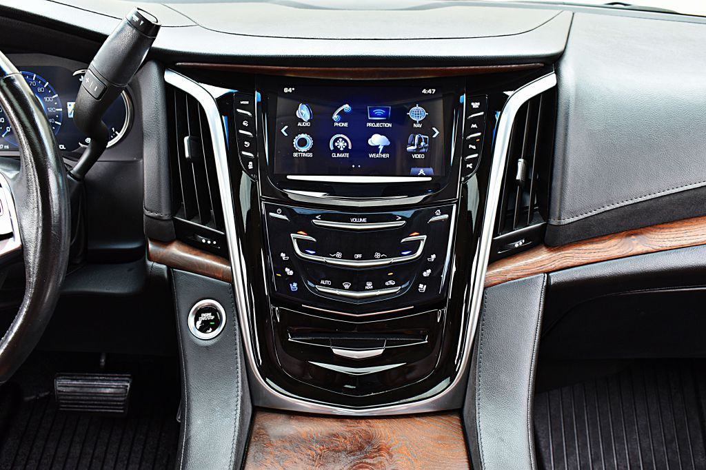 2020 Cadillac Escalade Image 28