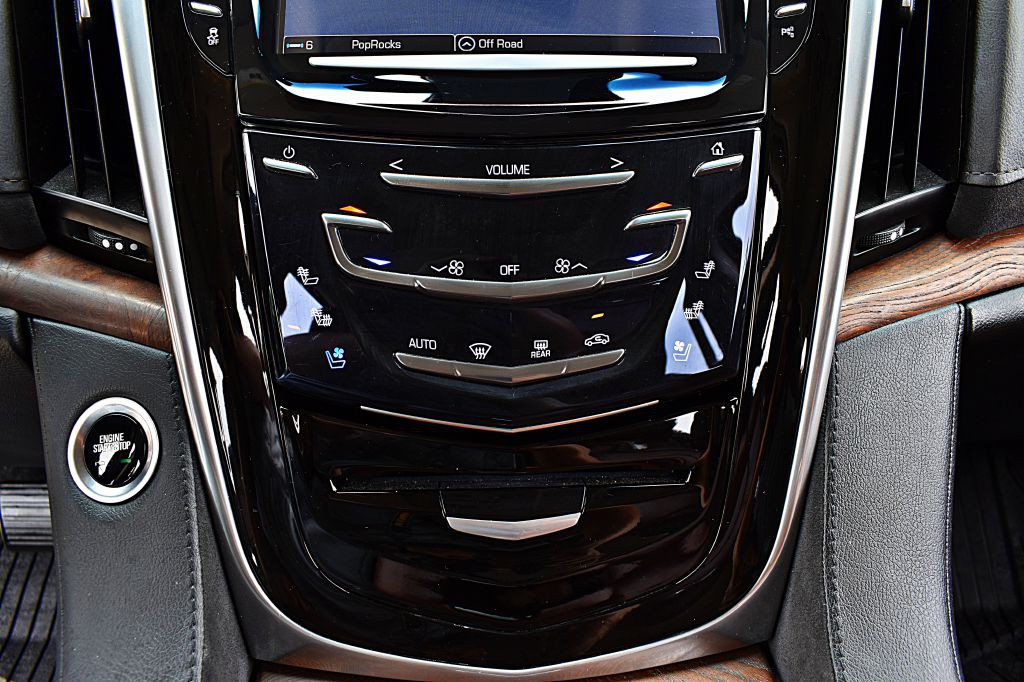 2020 Cadillac Escalade Image 36