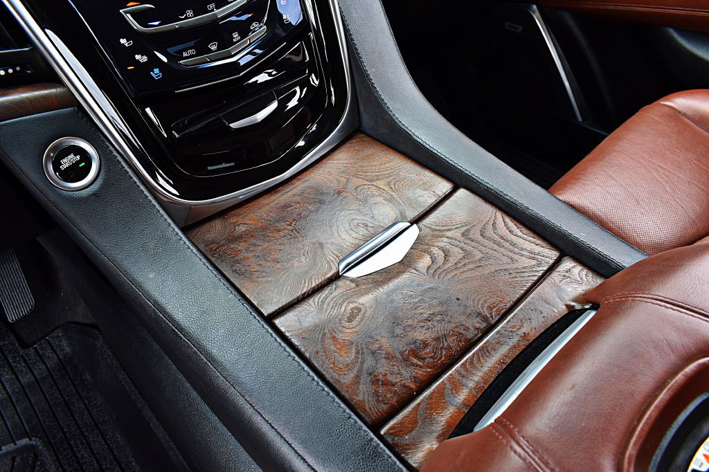 2020 Cadillac Escalade Image 37