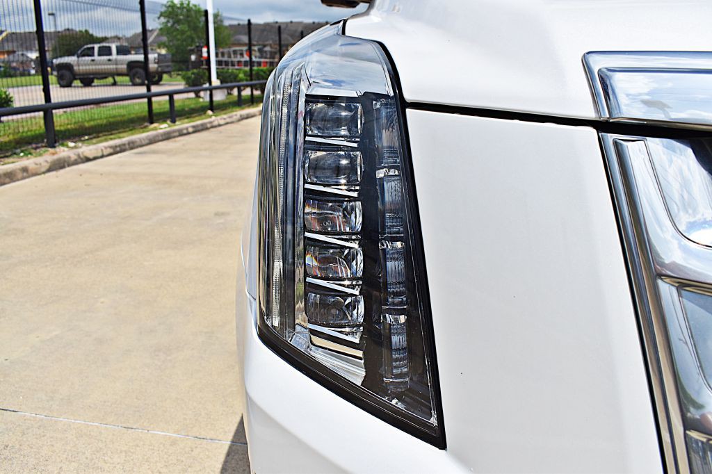 2020 Cadillac Escalade Image 55