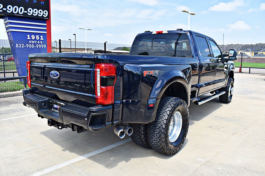 2023 Ford F-350 Image 7