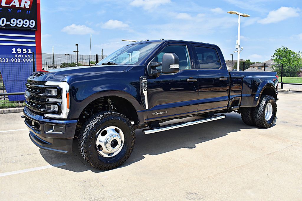 2023 Ford F-350 Image 11