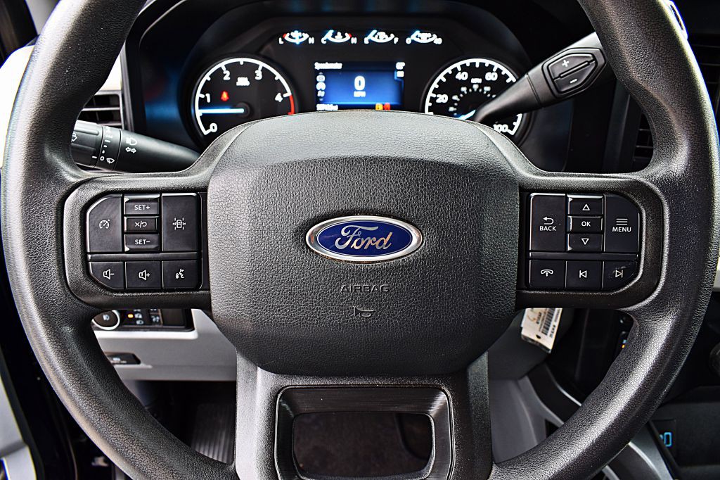 2023 Ford F-350 Image 39