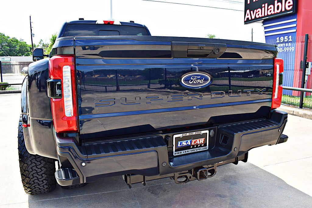 2023 Ford F-350 Image 58
