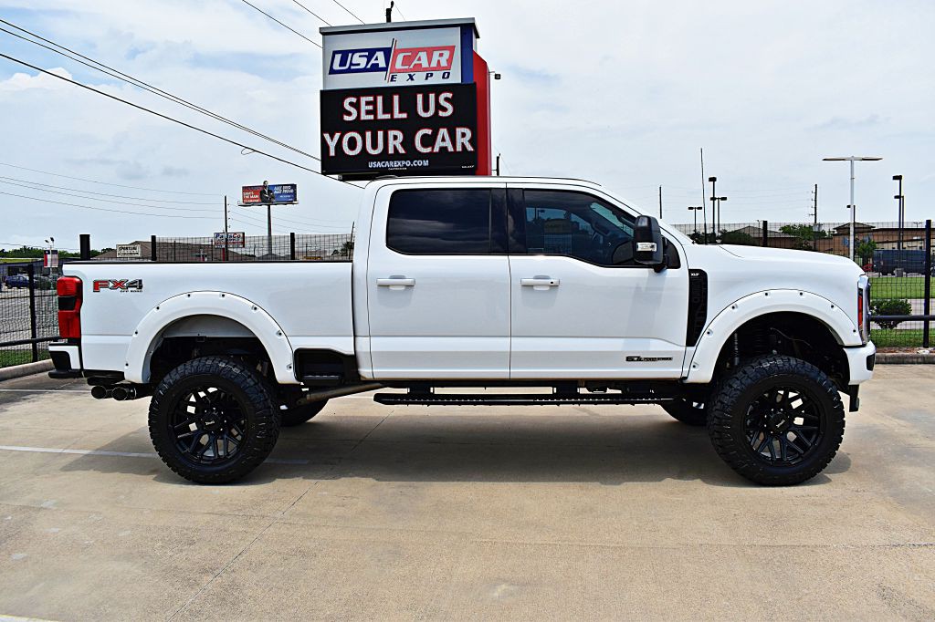 2023 Ford F-250 Image 4
