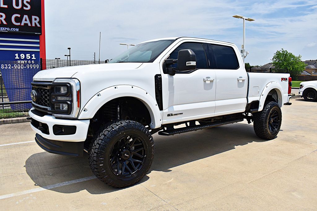 2023 Ford F-250 Image 12
