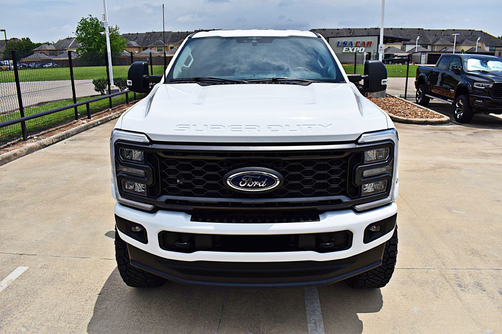 2023 Ford F-250 Image 14