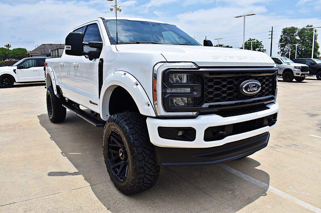 2023 Ford F-250 Image 16