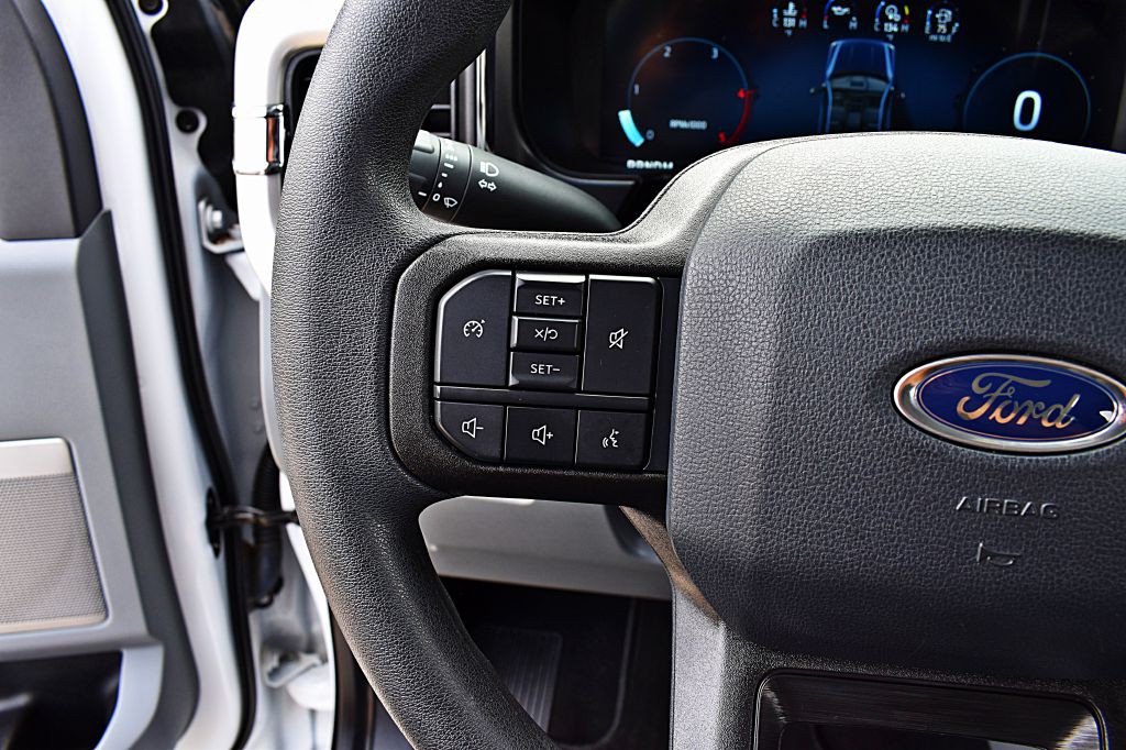 2023 Ford F-250 Image 43