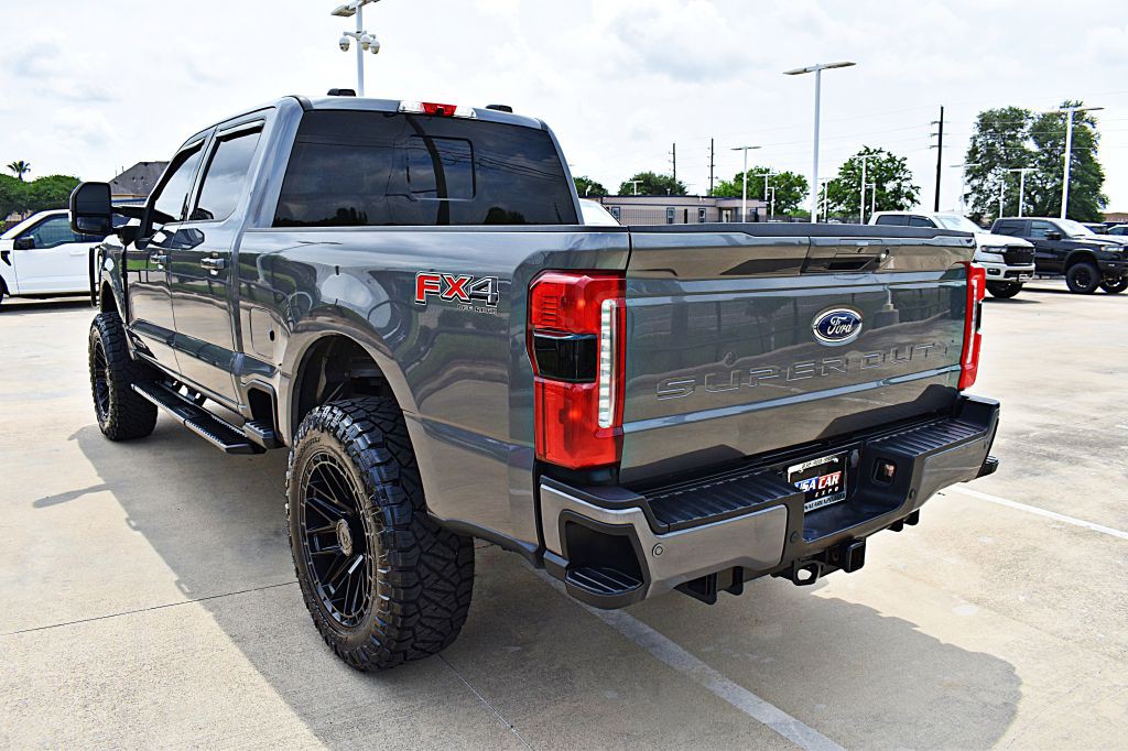 2023 Ford F-250 Image 8