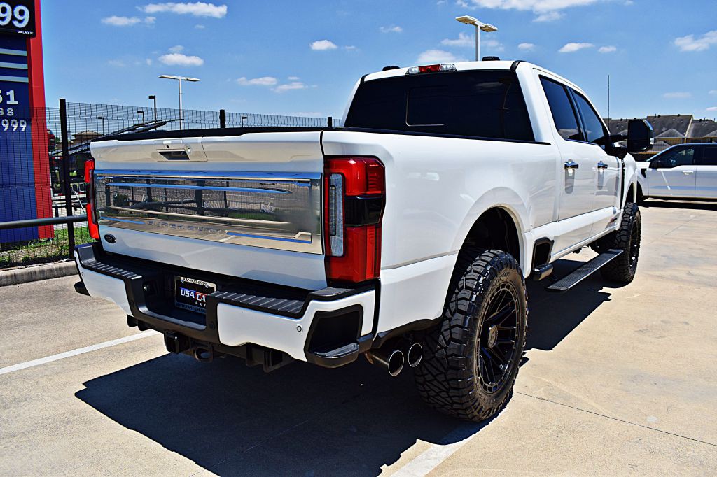 2023 Ford F-350 Image 8