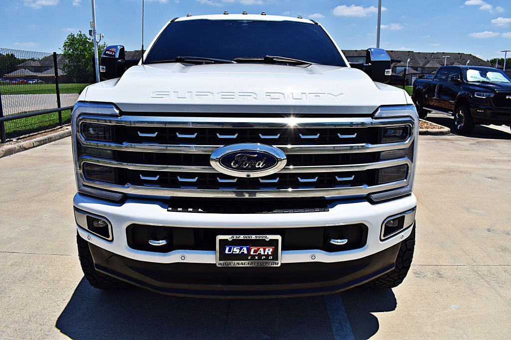 2023 Ford F-350 Image 13