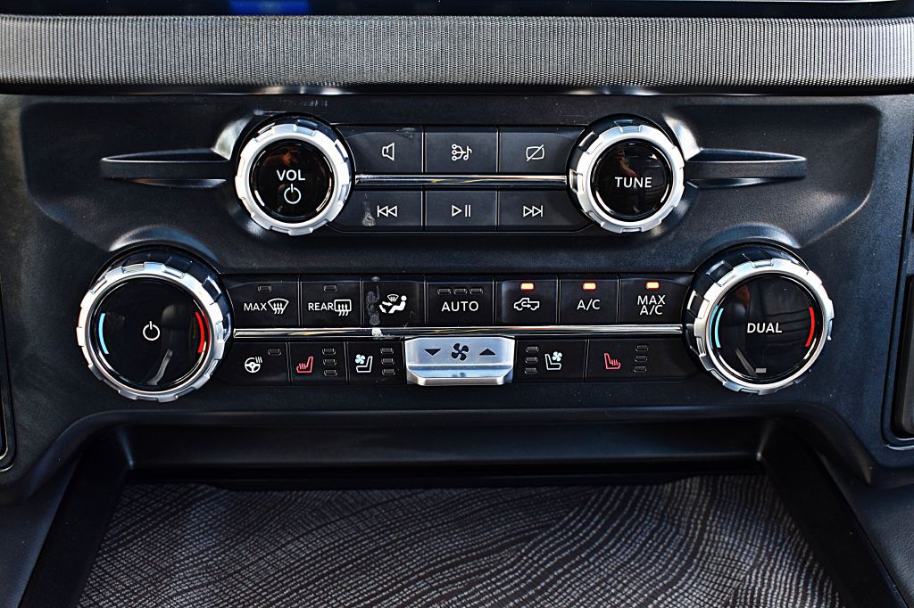 2023 Ford F-350 Image 36