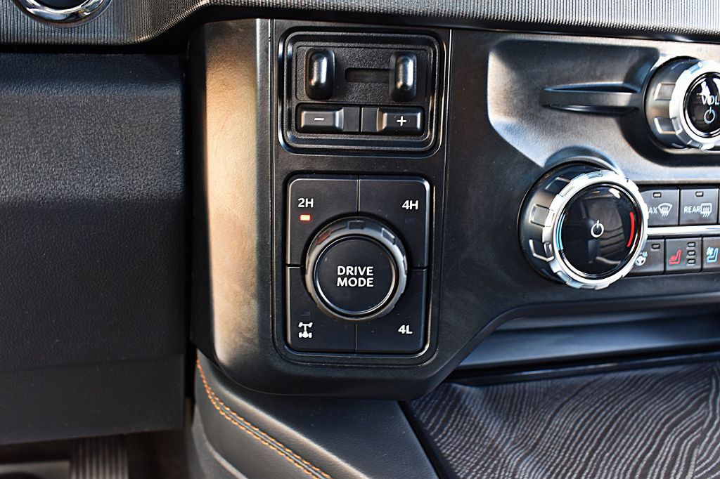 2023 Ford F-350 Image 37