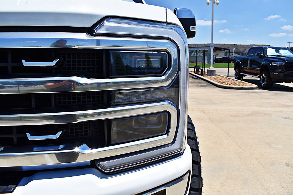 2023 Ford F-350 Image 53