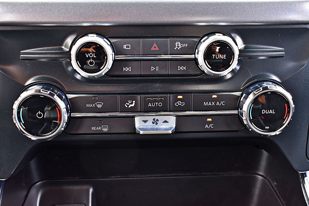 2025 Ford F-150 Image 35
